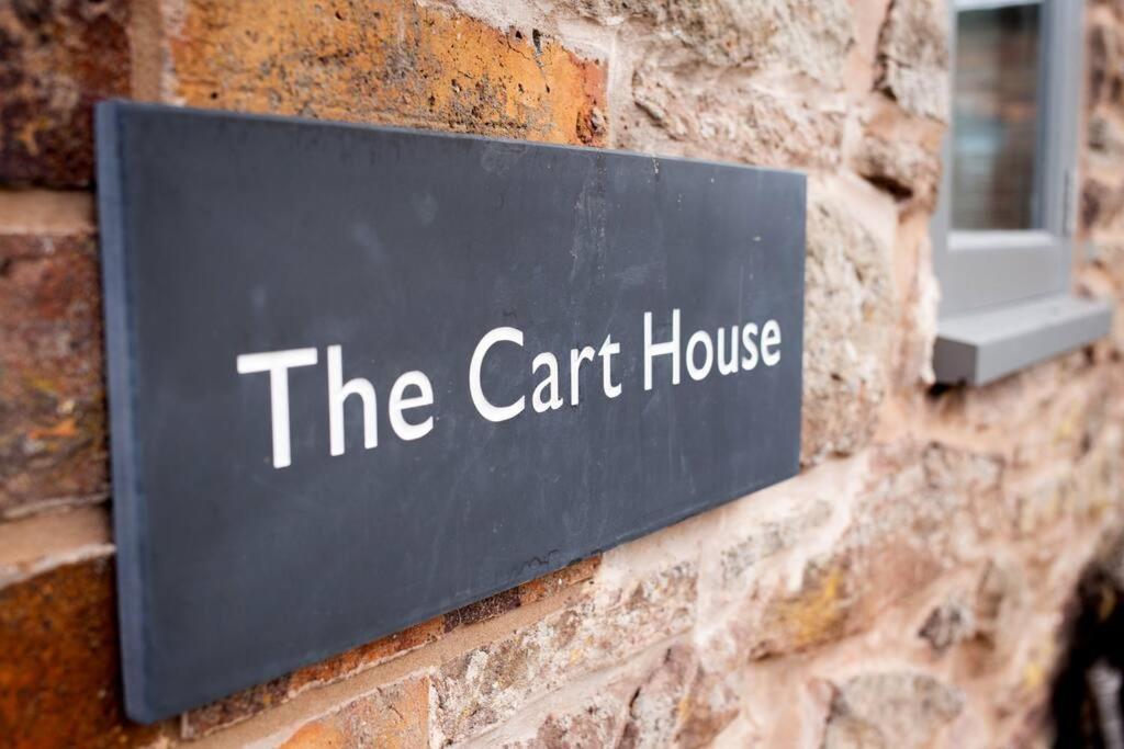 브리지노스 The Cart House - Beautiful Contemporary Barn - Hot Tub 아파트 외부 사진